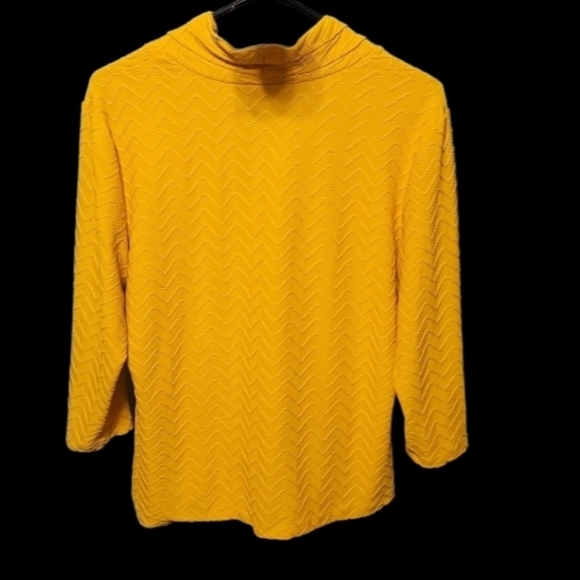 NWOT New Directions Blouse - Picture 3 of 3